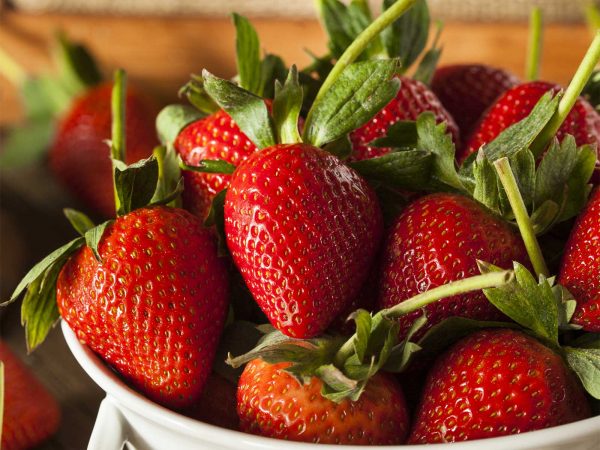 Image from a post with the title: Strawberries Reduce Inflammation (And The Only Kind to Pick!).