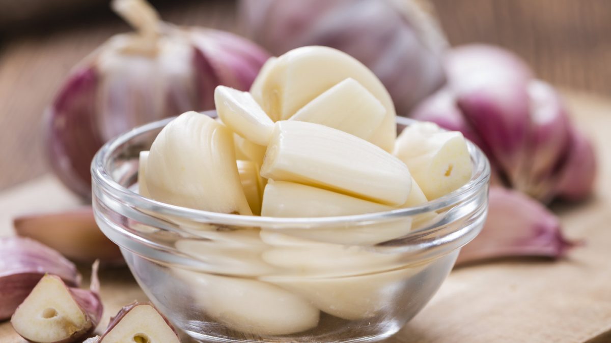 Garlic and Colon Cancer (Cut Your Risk By 30%!)