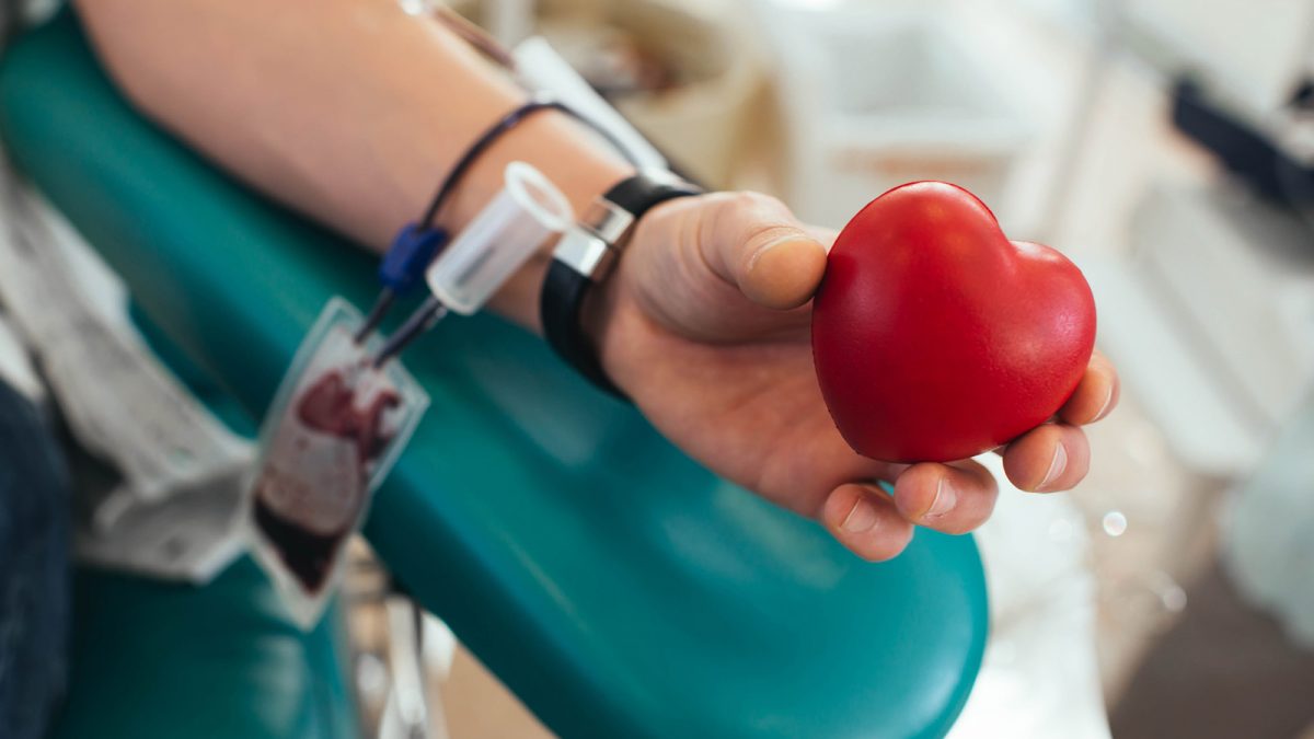 Donate Blood – Slash Heart Attack Risk By 88%!