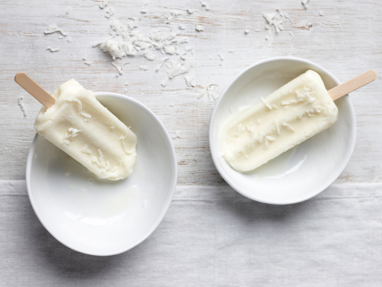 How to Make Coconut Popsicles (Paleo + Sugar Free!)
