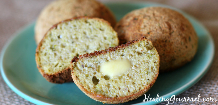 A perfect Paleo bread recipe for dinner rolls!