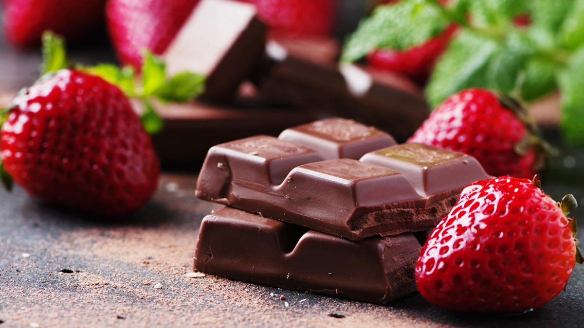 13 of the Best Paleo Chocolate Bars