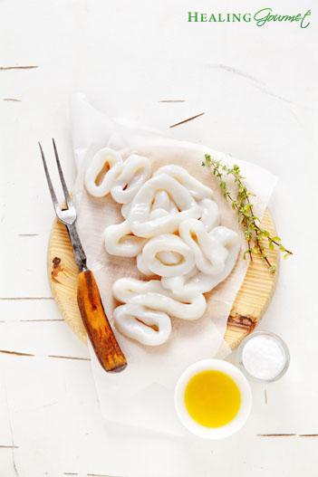 Discover the paleo spin on this delicious calamari recipe!