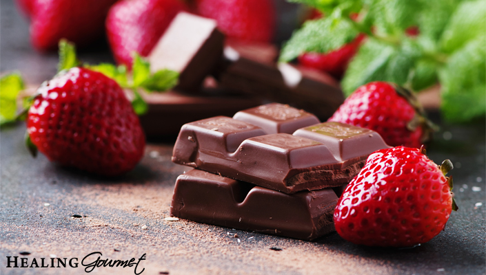 Looking for the best Paleo chocolate bars? Check out these 13 healthy and delicious options for Valentine's day... or any day the craving strikes!
