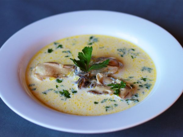 Image from a post with the title: Instant Pot Oyster Stew (in 15 Minutes!).