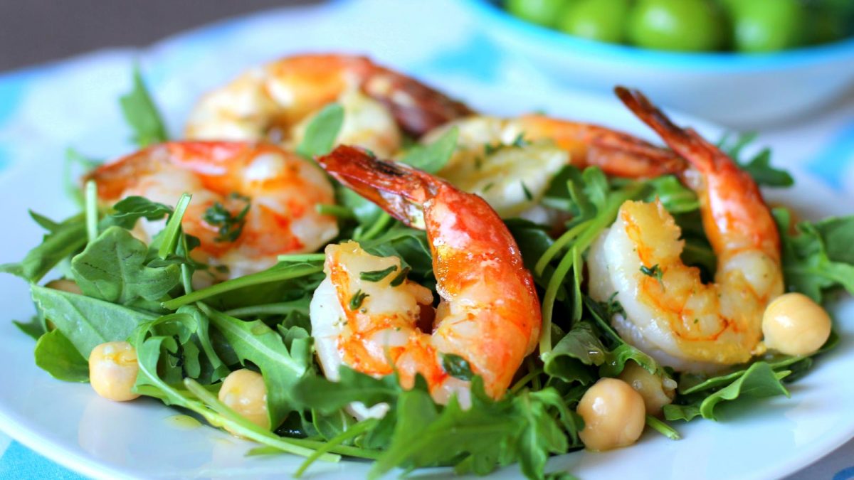 Shrimp and Arugula Salad with Chickpeas