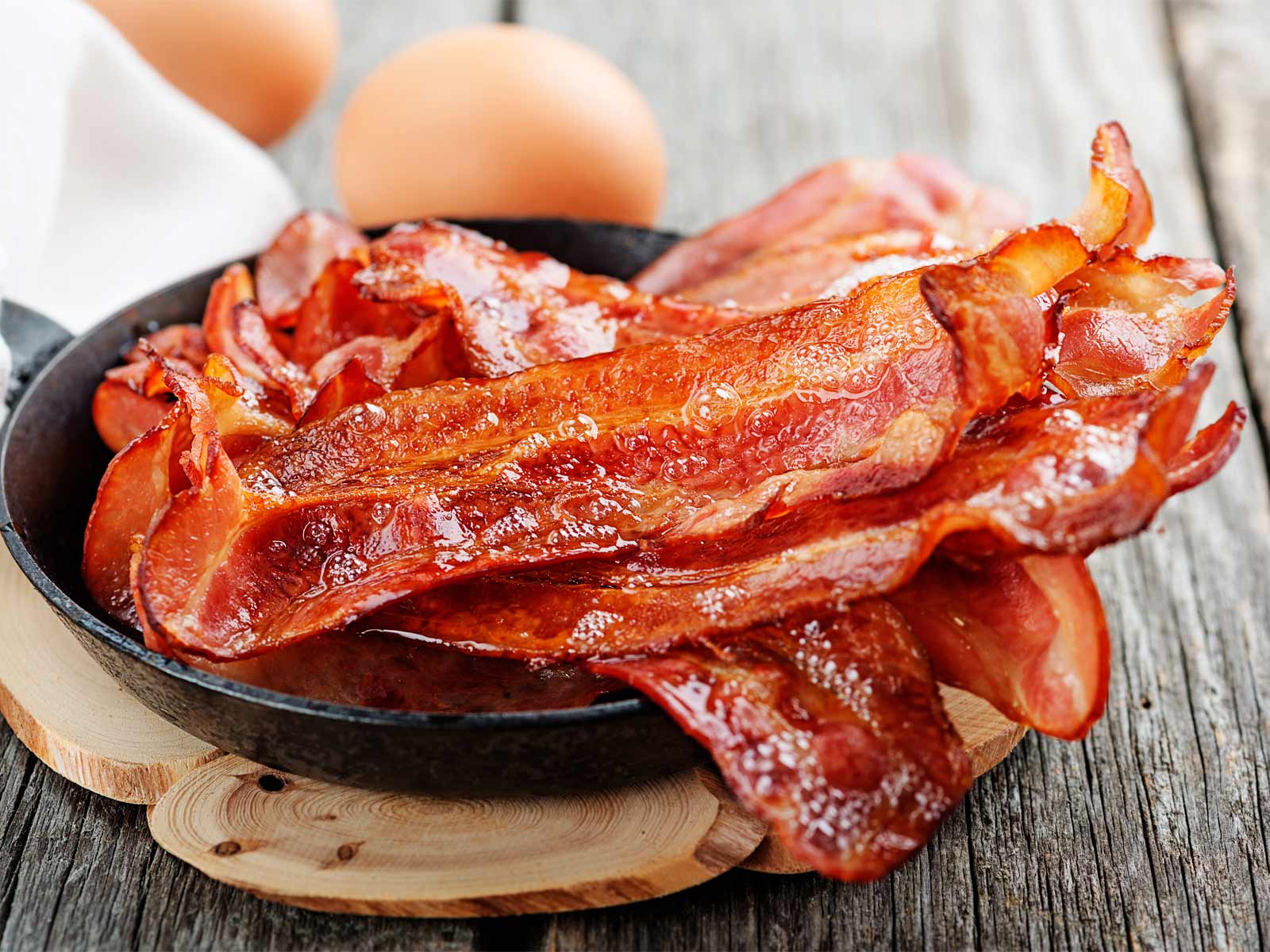 Good VS Bad Bacon How To Enjoy Your Bacon Safely (3 Easy Ways)