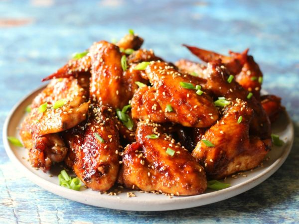 Image from a post with the title: Instant Pot Chicken Wings.